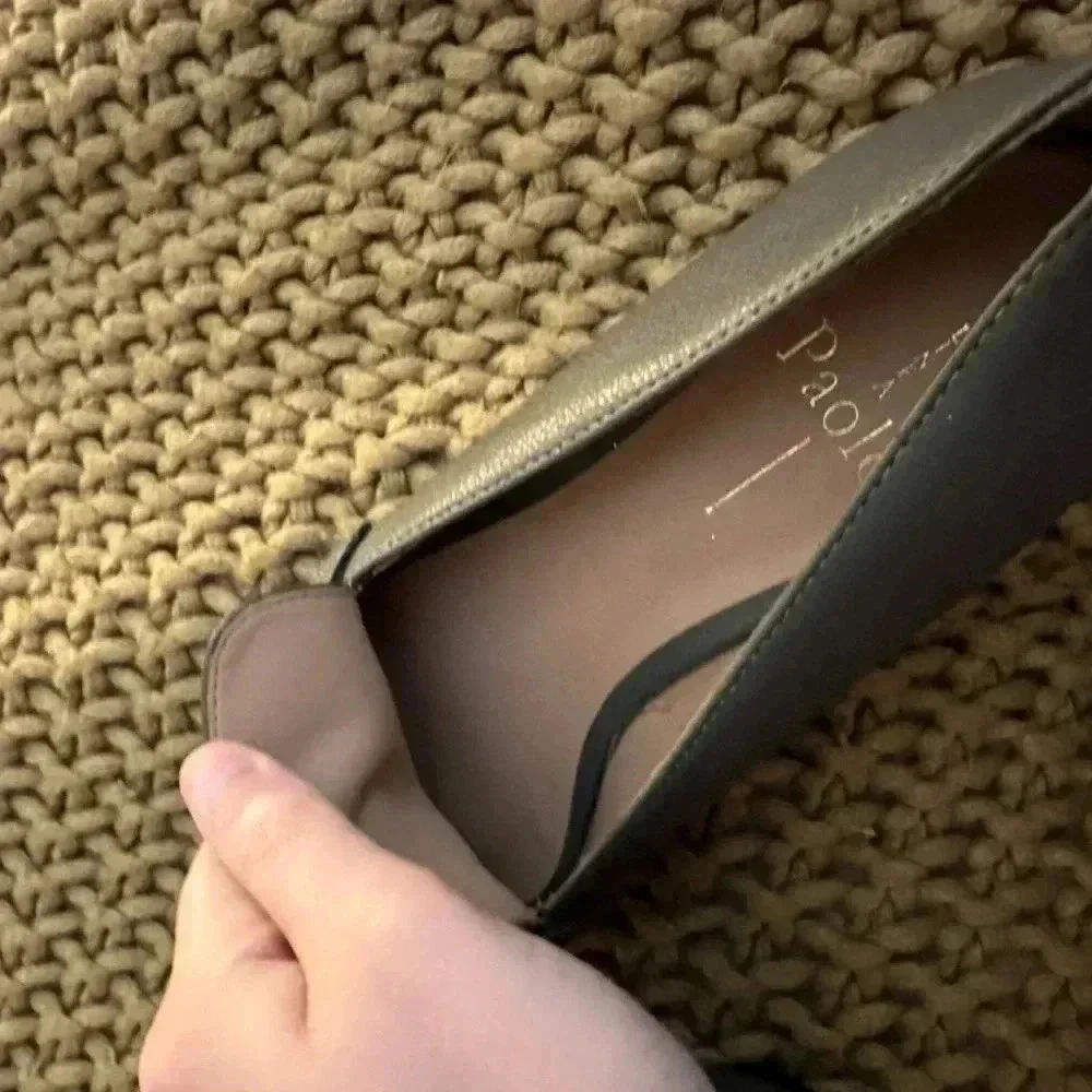 NIB Women's Linea Paolo Mabel-L Pointed Toe Loafer w/Goldtone Links Stone Sz 6.5 - Picture 8 of 11